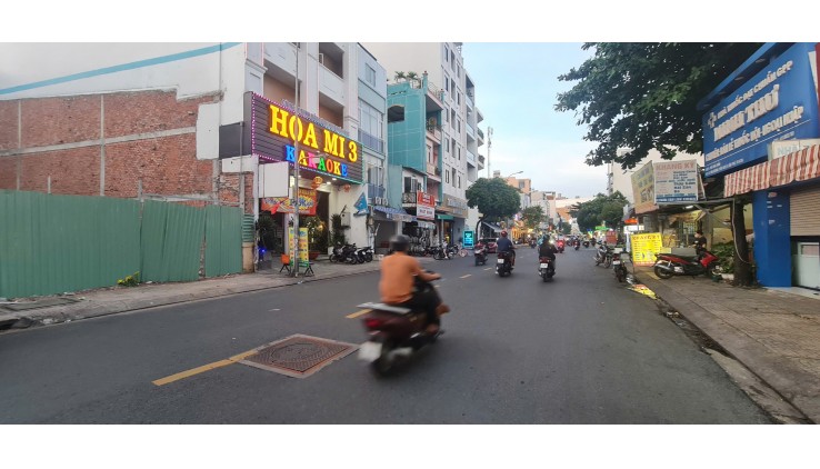 HIẾM-Cho thuê nhà mặt tiền Tân Hương 68m2, 18Triệu